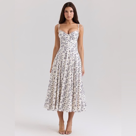 Floral White DressNWTHouse of CB